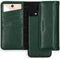 Selencia Hoesje Geschikt voor iPhone SE (2022) / SE (2020) / 8 / 7 / 6s / 6 Hoesje Met Pasjeshouder - Selencia Eny Uitneembare Vegan Lederen Clutch - Groen