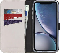 Selencia Hoesje Geschikt voor iPhone Xr Hoesje Met Pasjeshouder - Selencia Echt Lederen Bookcase - Lichtgrijs