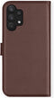 Selencia Hoesje Geschikt voor Samsung Galaxy A32 (4G) Hoesje Met Pasjeshouder - Selencia Echt Lederen Bookcase - Bruin