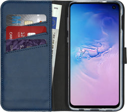 Selencia Hoesje Geschikt voor Samsung Galaxy S10e Hoesje Met Pasjeshouder - Selencia Echt Lederen Bookcase - Blauw