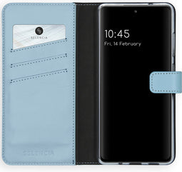 Selencia Hoesje Geschikt voor Samsung Galaxy S20 FE Hoesje Met Pasjeshouder - Selencia Echt Lederen Bookcase - Lichtblauw