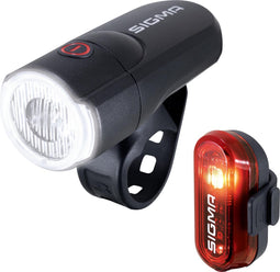 Sigma Sport AURA 30 Fietsverlichting Set - Led Koplamp 30 Lux - CURVE Achterlicht - inclusief batterijen
