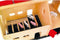 Small Foot - Houten Boerderij met Open Dak
