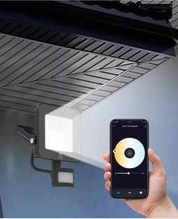 Smart schijnwerper met PIR sensor | slimme verlichting | WOOX R5113