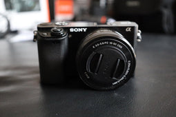 Sony Alpha 6000 + 16-50mm f/3.5-5.6 + 55-2