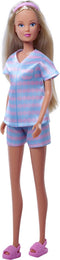 Steffi Love - Beauty Day - Steffi draagt een fashionable pyjama met gezichtsmaskers en pantoffels - Modepop - 29 cm