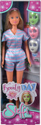 Steffi Love - Beauty Day - Steffi draagt een fashionable pyjama met gezichtsmaskers en pantoffels - Modepop - 29 cm