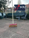 Synx Tools Bezem coco Zaalveger 30cm - Kokos bezem Rode kap - Kamerveger Met Steel 150 cm -Kokos haren - Bezem binnen - Veger