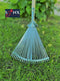 Synx Tools Gazonhark Bladhark Verstelbaar gazonveger - 22 tanden In breedte Verstelbaar - Verzinkt - Harken / hark met Houten steel 150 cm