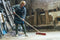 Synx Tools Stal bezem 80cm incl. Steel 150 cm - Kunststof bezem - Straatbezem - Bezemsteel - Schrobborstels - Bezems - Buitenbezem - stalbezem - Nylon