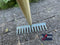 Synx Tools Tuinhark 12 Tanden verzinkt Hark - Harken - Bladharken - Bodembewerkers - Onkruidverwijderaar - Tuinartikelen - Compleet Incl. 160cm steel