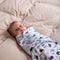 Bo Jungle - Inbakerdoek - Inbakerslaapzak - Swaddle - 0-4 maanden - Wrap Ocean Whales / Walvisjes Small - Blauw