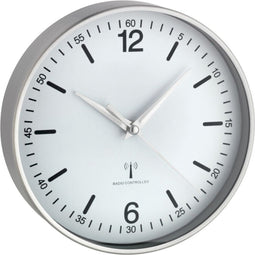 TFA Dostmann 60.3503.02 - Wandklok - Rond - Radiogestuurde tijdsaanduiding - Secondewijzer - Cijfers -Aluminium - Glas - Zilverkleurig - Wit