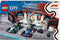 LEGO City F1 garage met Mercedes-AMG en Alpine auto's - 60444