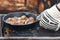 The Windmill Cast Iron - Skillet L met steel - Gietijzer ⌀26 cm