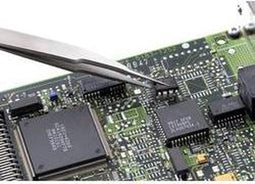 TOOLCRAFT TO-5861043 Precisiepincet 1 stuks 5a SA Spits, zeer slank, extra fijn, Sikkelspits, scheef 30° 120 mm