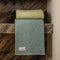 Plaid zonder franje Lauriergroen met Grijs Visgraat - 140x200 - Nieuw Wol - Tweedmill UK