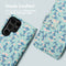 imoshion Hoesje Geschikt voor Samsung Galaxy S24 Ultra Hoesje Met Pasjeshouder - imoshion Design Bookcase smartphone - Meerkleurig / Blue Flowers