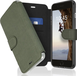 Accezz Hoesje Geschikt voor iPhone 8 Plus / 7 Plus Hoesje Met Pasjeshouder - Accezz Xtreme Wallet Bookcase - Lichtgroen