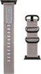 UAG Nato Strap band voor de Apple Watch Series 1 / 2 / 3 / 4 / 5 / 6 / 7 / 8 / 9 / SE - 38 / 40 / 41 mm - Grijs
