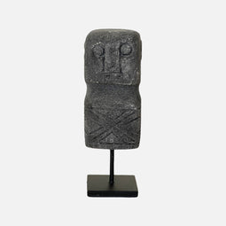 Uma Cantik Estatueta de Pedra Bin Timor