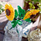 LEGO Zonnebloemen - Botanical Collection - Bouwset met 2 zonnebloemen - 25 cm hoog