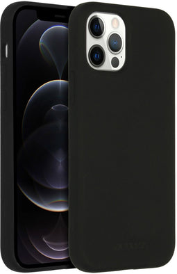Accezz iPhone 12 (Pro) - Liquid Silicone Backcover met MagSafe - Schokabsorberend - Zwart