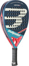 Bullpadel 'Delfi Brea' Vertex 03 Pro Woman (Diamant) - 2023 padelracket zwart/rood/blauw