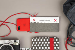 Vacavaliente - Paola Navone iPhone Holder