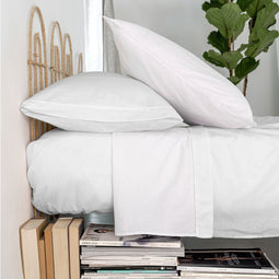 Happy Friday Basic 200 tc Bed sheet White
