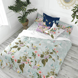 Happy Friday Garden party Duvet cover