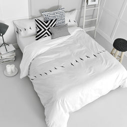 Happy Friday Trip Duvet cover