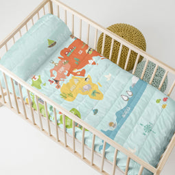 Happy Friday World map Bedspread Cot 100x130 cm