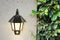 Hyundai Lighting - Klassieke wandlamp op zonne-energie
