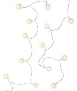 Goobay 20 LED fairy lights "Snowball" - with timer function, warm white (3000 K), battery operated
