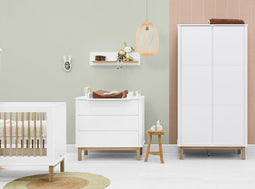 Mika 3-part nursery White Oak