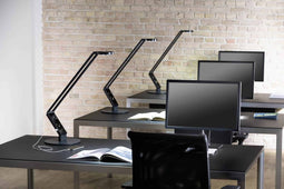 Luctra Bureaulamp LUCTRA RADIAL TABLE PRO Zwart met Voet