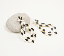 Epoxy-Inlaid Monochrome Drop Earrings