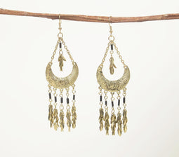 Ethnic Leaf Charm Metallic Dangle Earrings