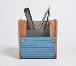 Upcycled DIY Blue Pen Stand