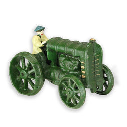Gietijzeren model van een kleine groene tractor