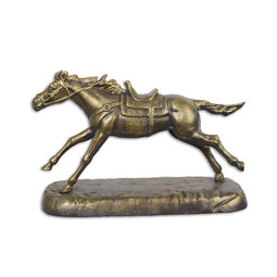Gietijzeren sculptuur van een galopperend paard
