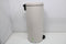 Brabantia NewIcon Prullenbak - 30 liter - Soft Beige