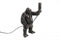 Housevitamin staande gorilla lamp zwart