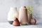 Point-Virgule vaas uit bamboevezel gebroken wit en donkergrijs D 18.1 cm H 25 cm