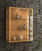 VCM Muurvitrinekast Hangende vitrinekast Glazen vitrinekast Muurvitrinekast Glas Udina Muurvitrinekast Hangende vitrinekast Glazen vitrinekast Muurvitrinekast Glas Udina