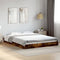 vidaXL - Bedframe - bewerkt - hout - gerookt - eikenkleurig - 160x200 - cm