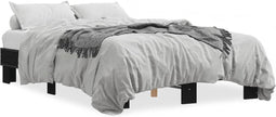 vidaXL - Bedframe - bewerkt - hout - metaal - zwart - 140x200 - cm