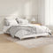 vidaXL - Bedframe - bewerkt - hout - wit - 135x190 - cm