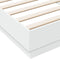 vidaXL - Bedframe - bewerkt - hout - wit - 90x200 - cm